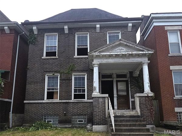 3444 Arsenal Street , St Louis, MO 63118