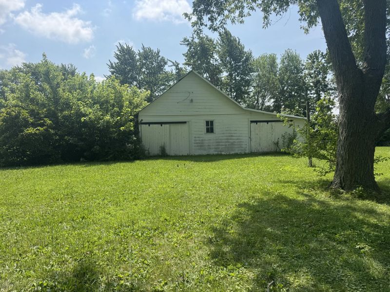 17185 Schillinger Road, Saint Marys, OH 45885 Photo 2