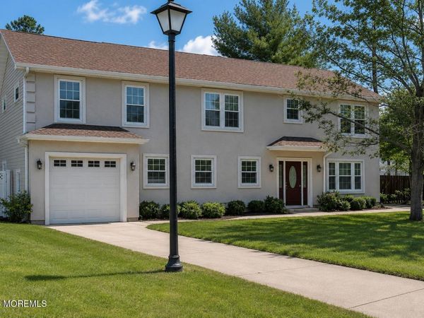 237 Rodman Court, Eatontown, NJ 07724