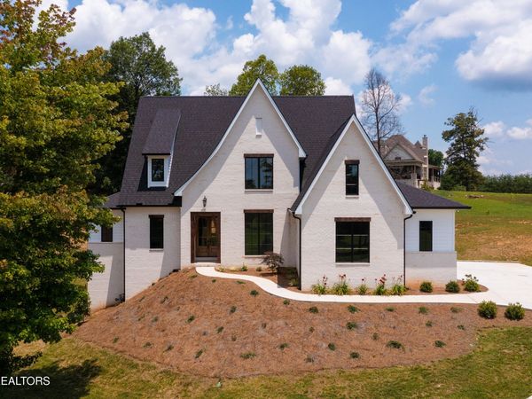 828 Berkley Court, Seymour, TN 37865