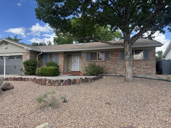 4304 Andrew Drive NE, Albuquerque, NM 87109
