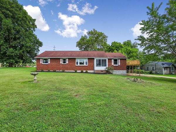 900 Radford Dr , Nashville, TN 37217
