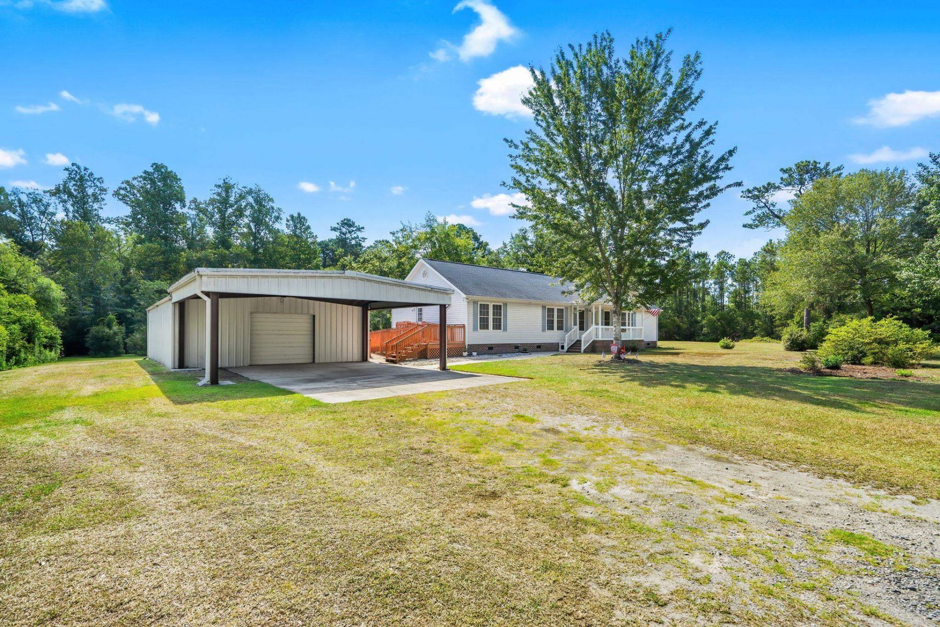 2161 Eastwoods Dr. Photo 12