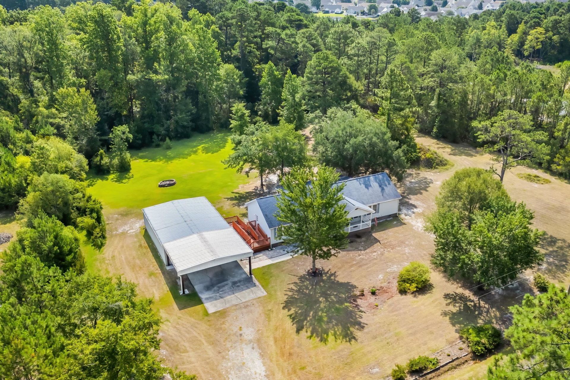 2161 Eastwoods Dr. Photo 18
