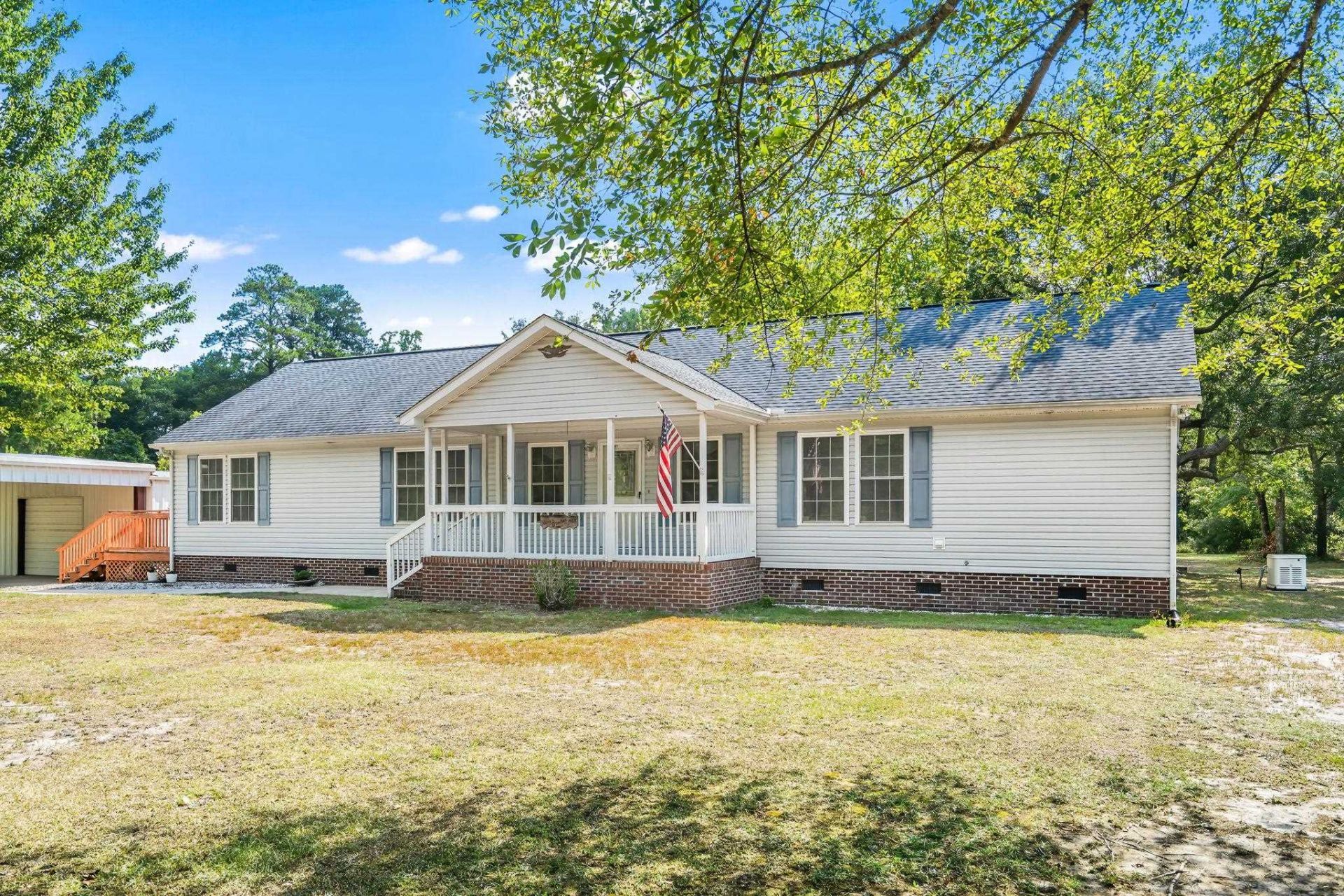 2161 Eastwoods Dr. Photo 20