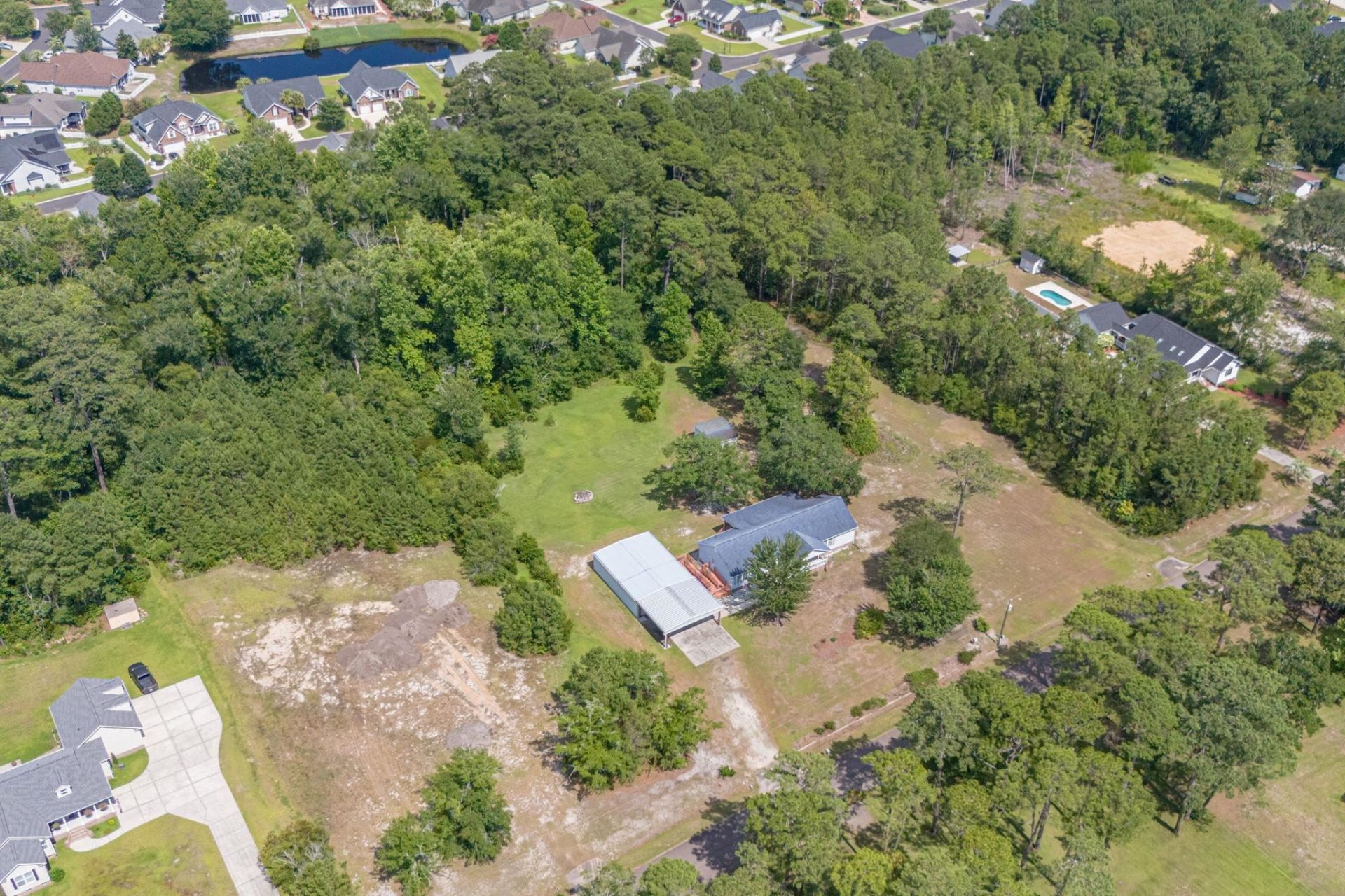2161 Eastwoods Dr. Photo 26