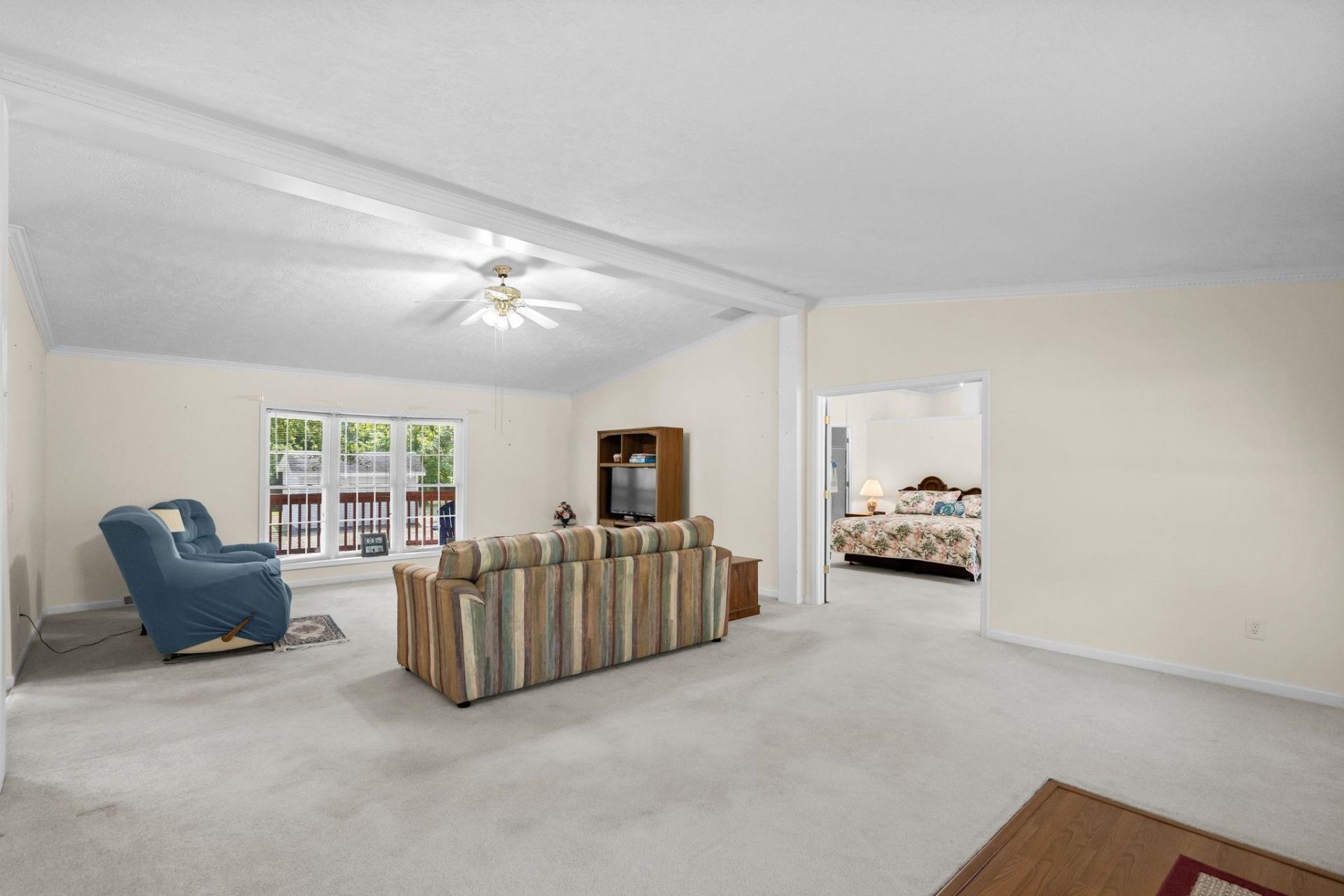 2161 Eastwoods Dr. Photo 30