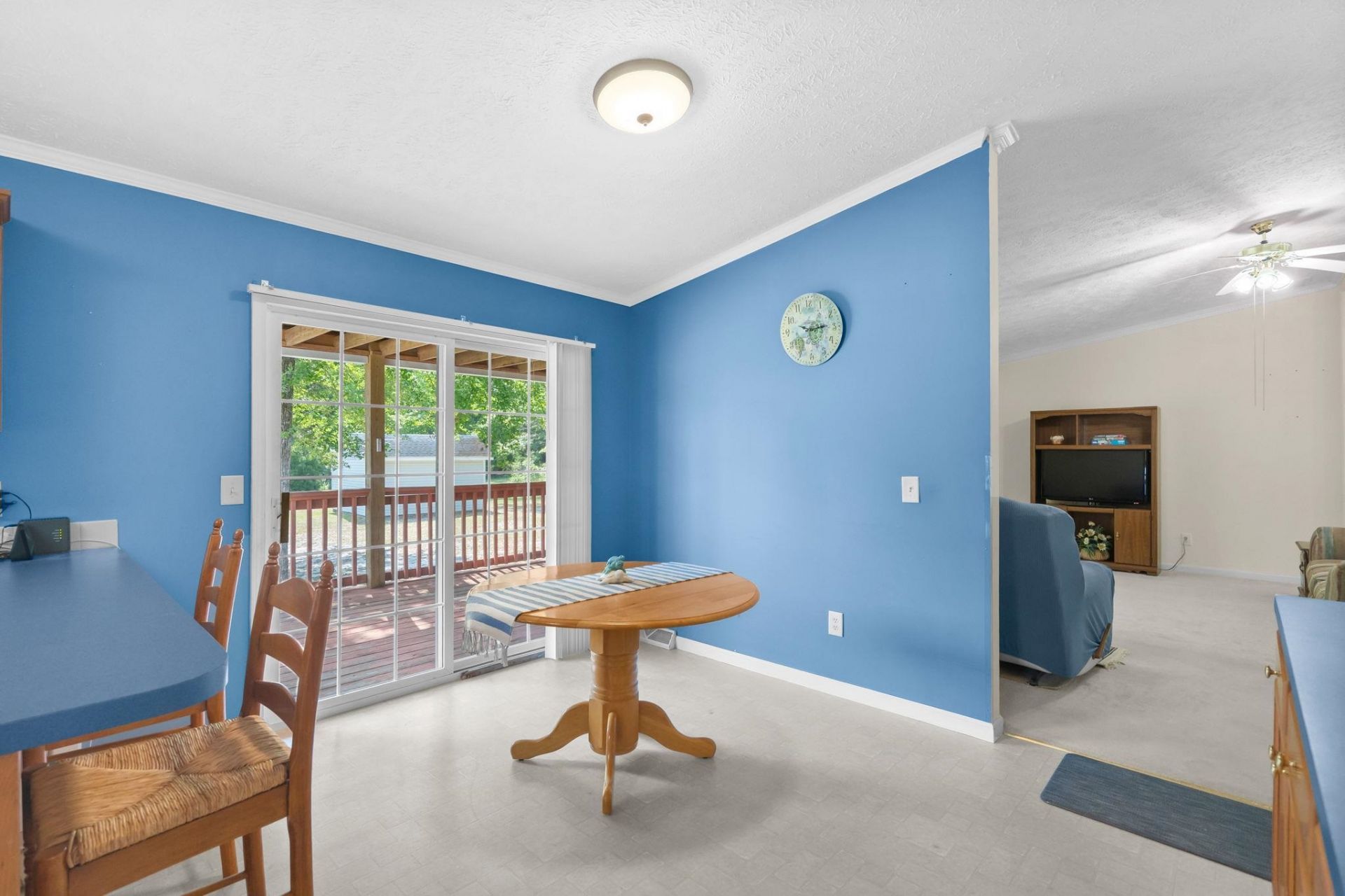 2161 Eastwoods Dr. Photo 34