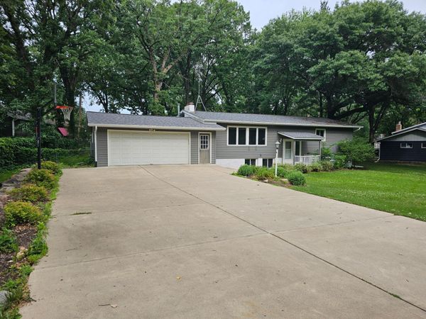 212 8th Avenue N, Sartell, MN 56377
