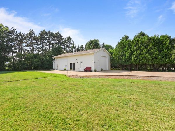 1080 3rd Avenue NE, Milaca, MN 56353