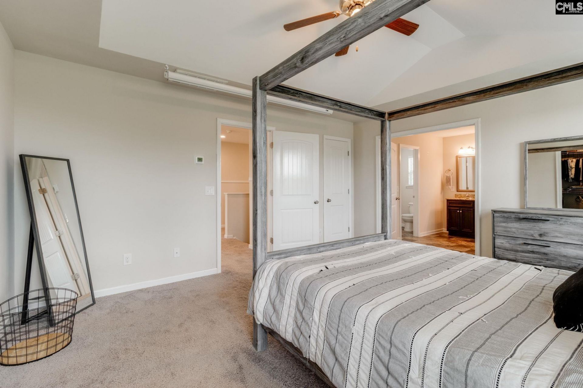 637 Kimpton Drive  Photo 22