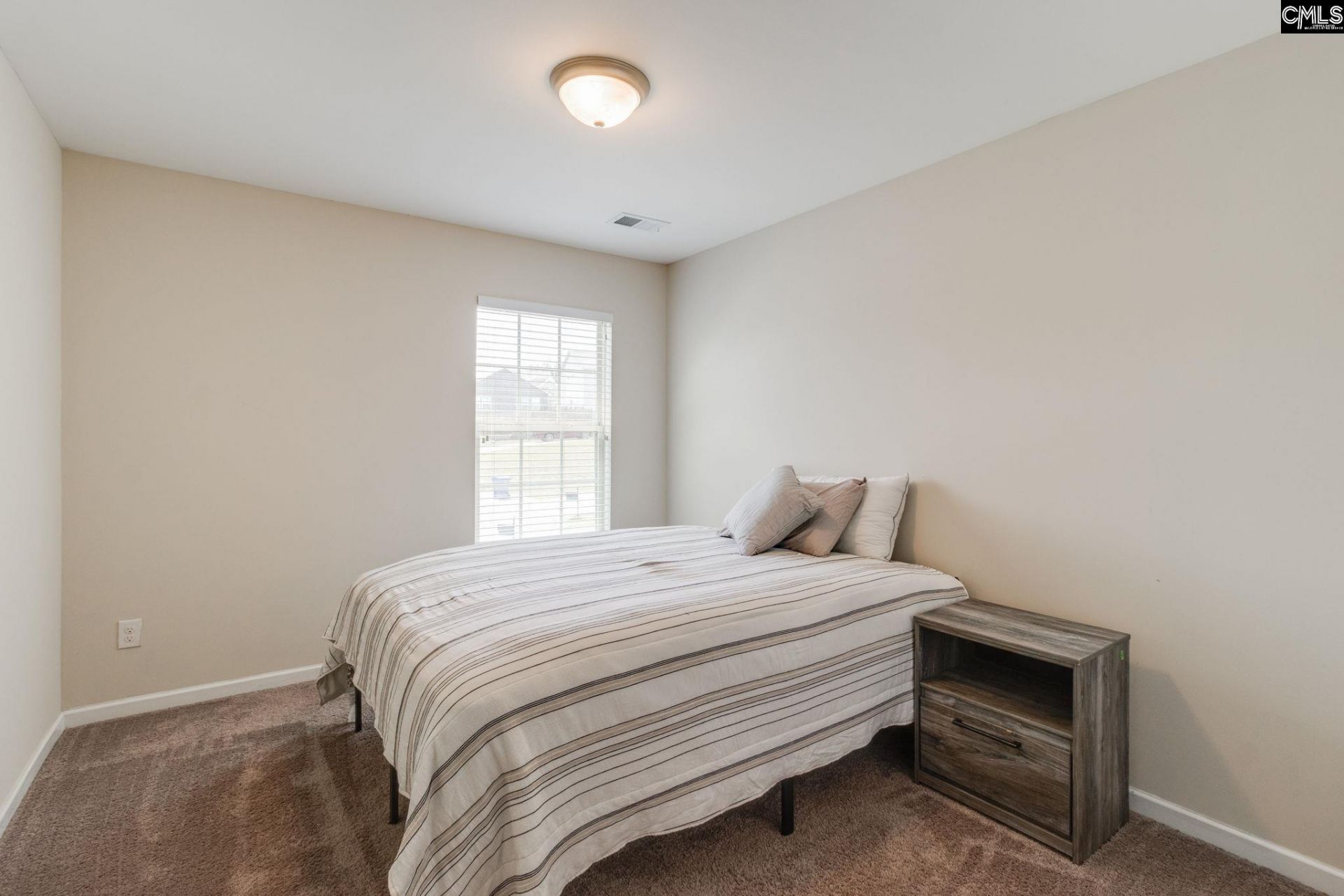 637 Kimpton Drive  Photo 27