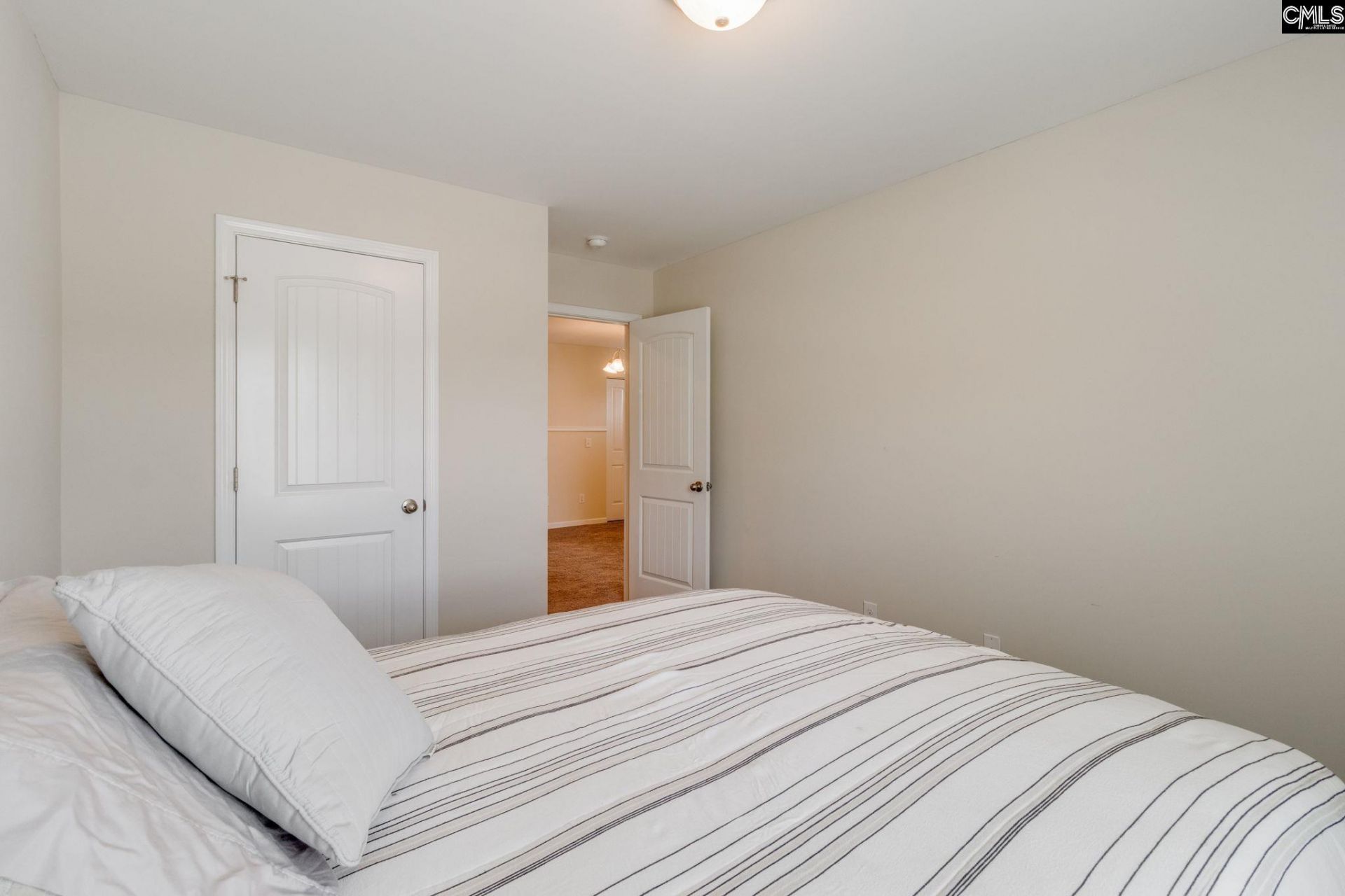 637 Kimpton Drive  Photo 28