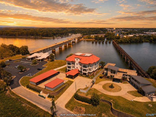 2210 Ashe Boulevard, Unit 2, Sheffield, AL 35660