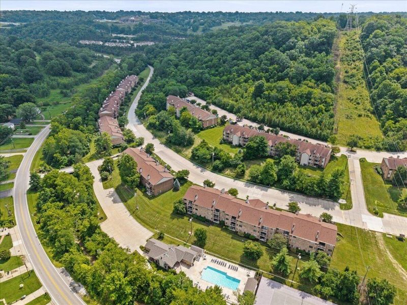 20 Woodland Hills Drive, Unit 8, Southgate, KY 41071 Photo 1