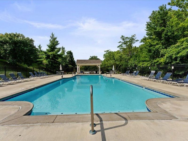 20 Woodland Hills Drive, Unit 8, Southgate, KY 41071 Photo 11