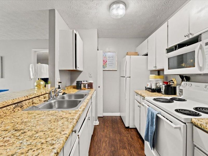 20 Woodland Hills Drive, Unit 8, Southgate, KY 41071 Photo 7