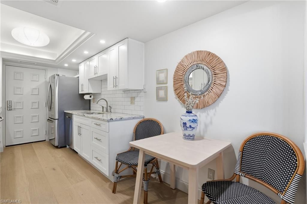 2400 Gulf Shore Blvd N, Unit 603, Naples, FL 34103 Photo