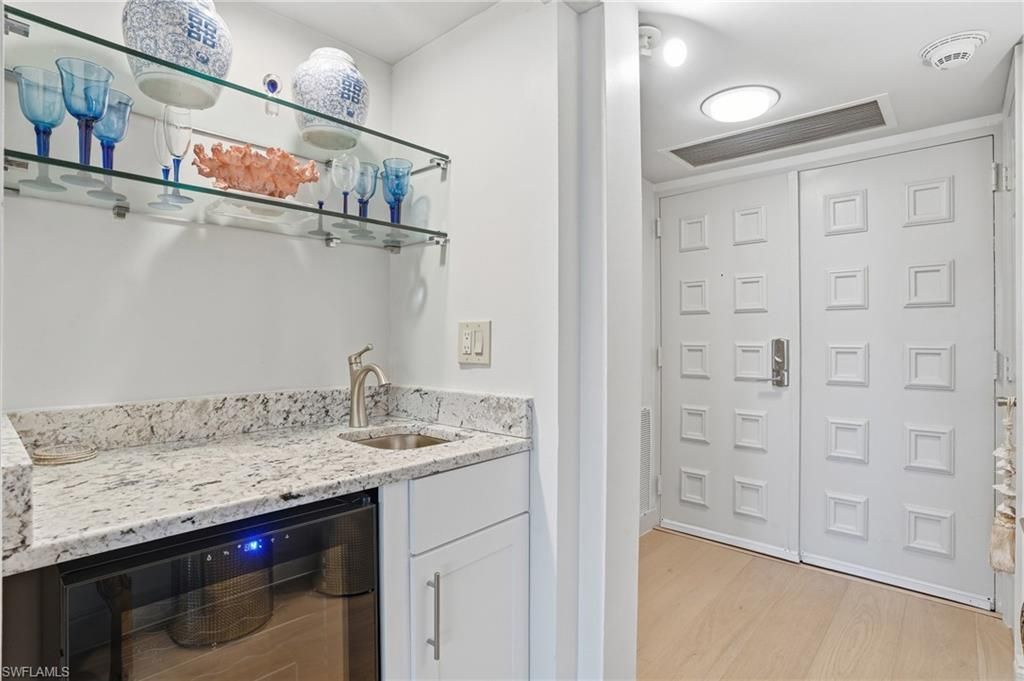 2400 Gulf Shore Blvd N, Unit 603, Naples, FL 34103 Photo