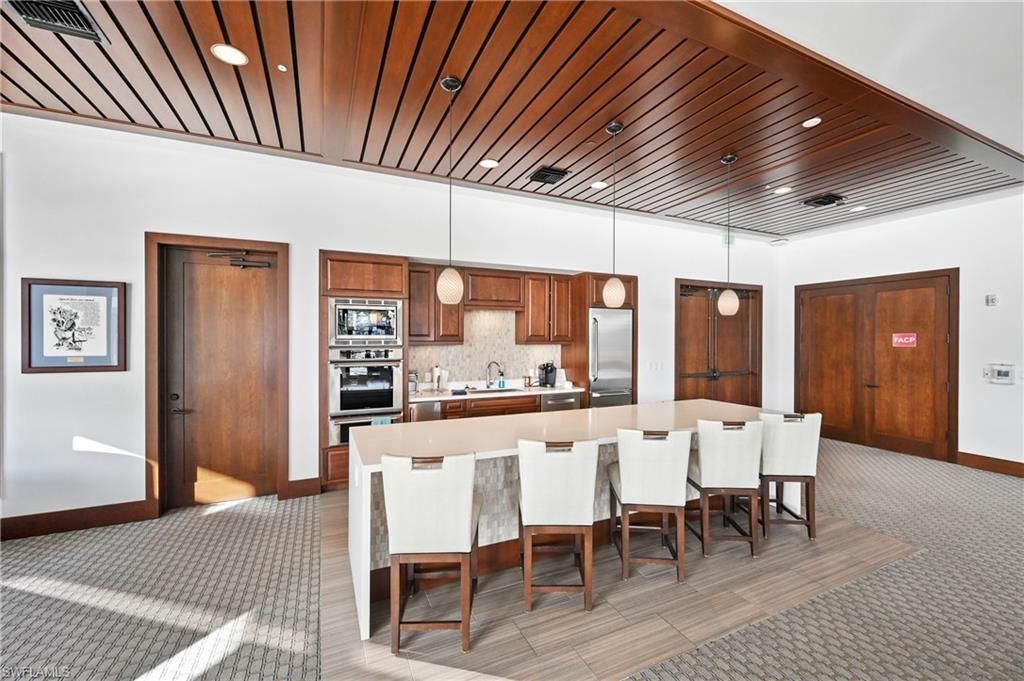 2400 Gulf Shore Blvd N, Unit 603, Naples, FL 34103 Photo