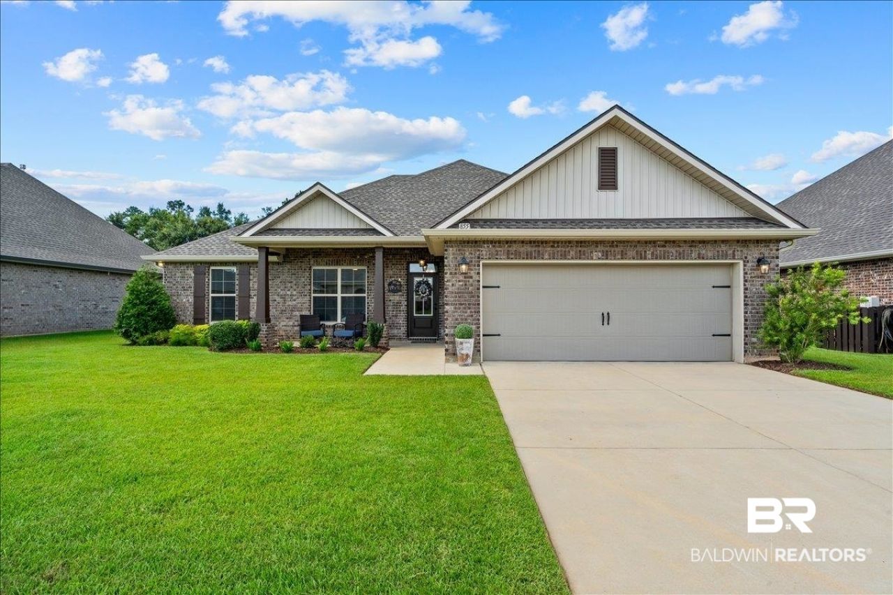 855 Connolly Avenue, Foley, AL 36535 Main Photo