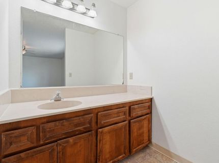 210 Laurel Ct, Ripon, CA 95366 Photo