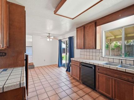 210 Laurel Ct, Ripon, CA 95366 Photo