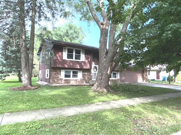 1085 Mallard Drive , Bradley, IL 60915
