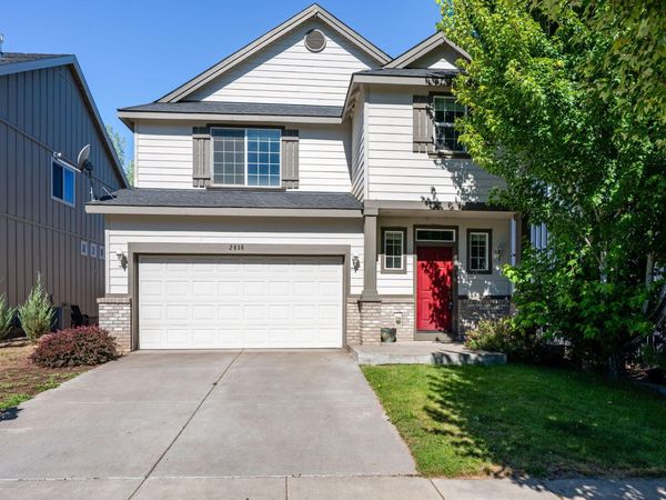 2836 NE Sedalia Loop, Bend, OR 97701