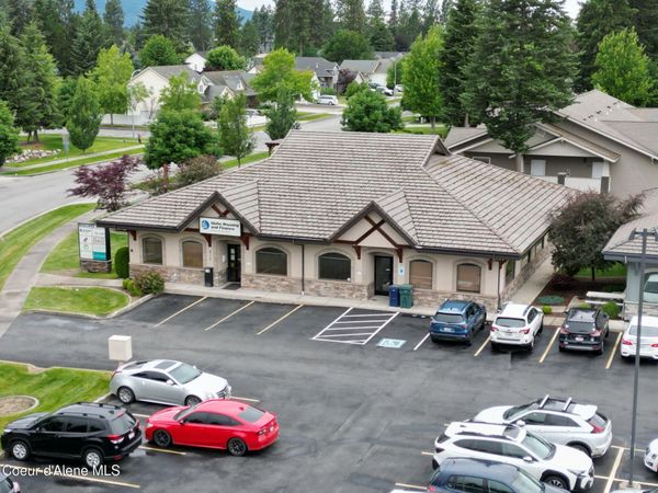 915 W Canfield Ave, Coeur d'Alene, ID 83815