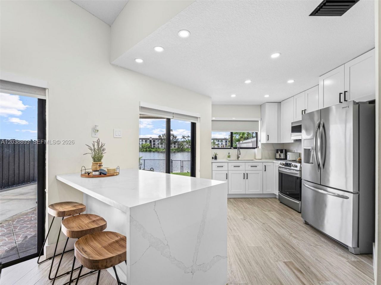 11010 SW 13th St, Pembroke Pines, FL 33025 Photo