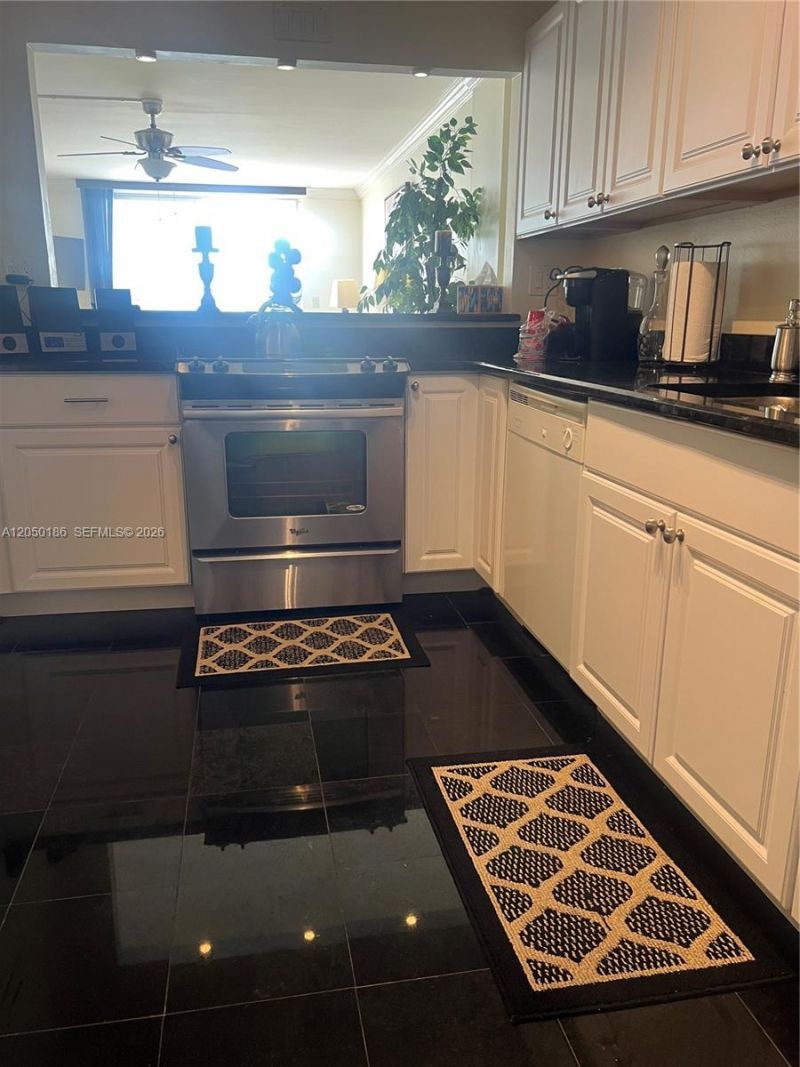 1465 NE 123rd St , Unit 502, North Miami, FL 33161 Photo