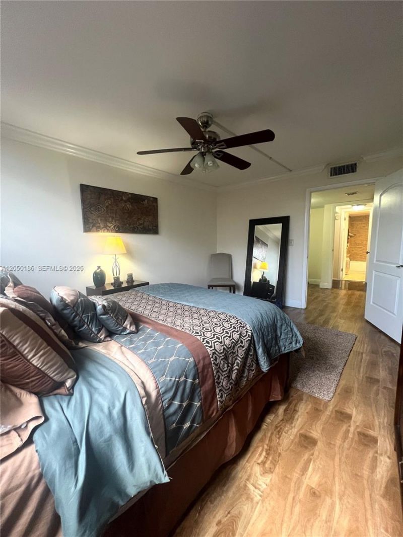 1465 NE 123rd St , Unit 502, North Miami, FL 33161 Photo