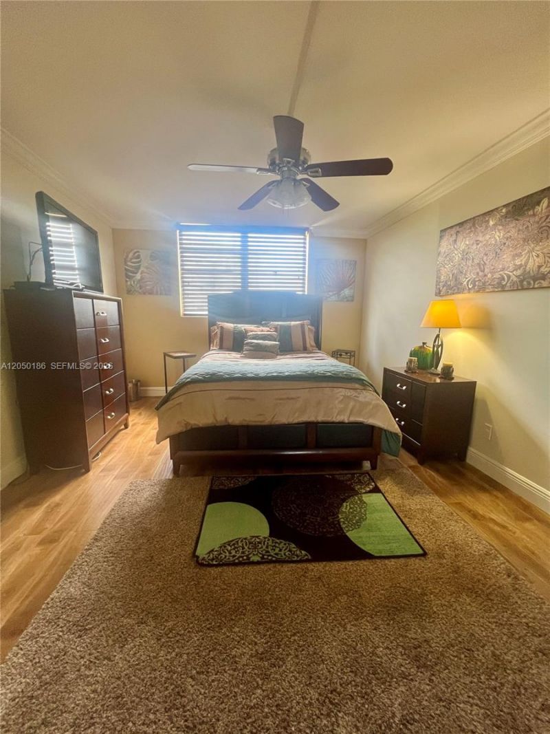 1465 NE 123rd St , Unit 502, North Miami, FL 33161 Photo