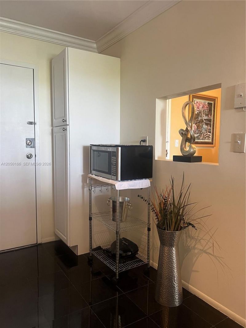 1465 NE 123rd St , Unit 502, North Miami, FL 33161 Photo