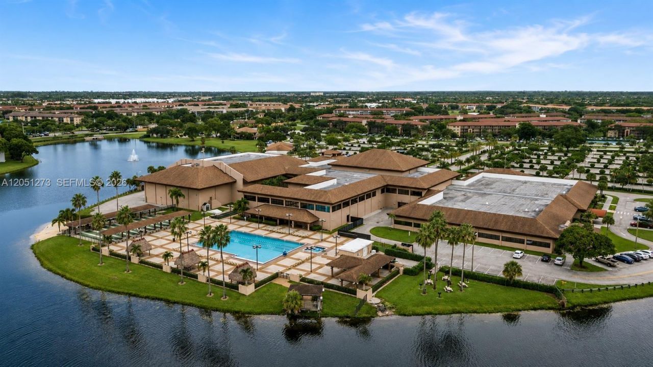 12950 SW 4th Ct, Unit 209H, Pembroke Pines, FL 33027 Photo