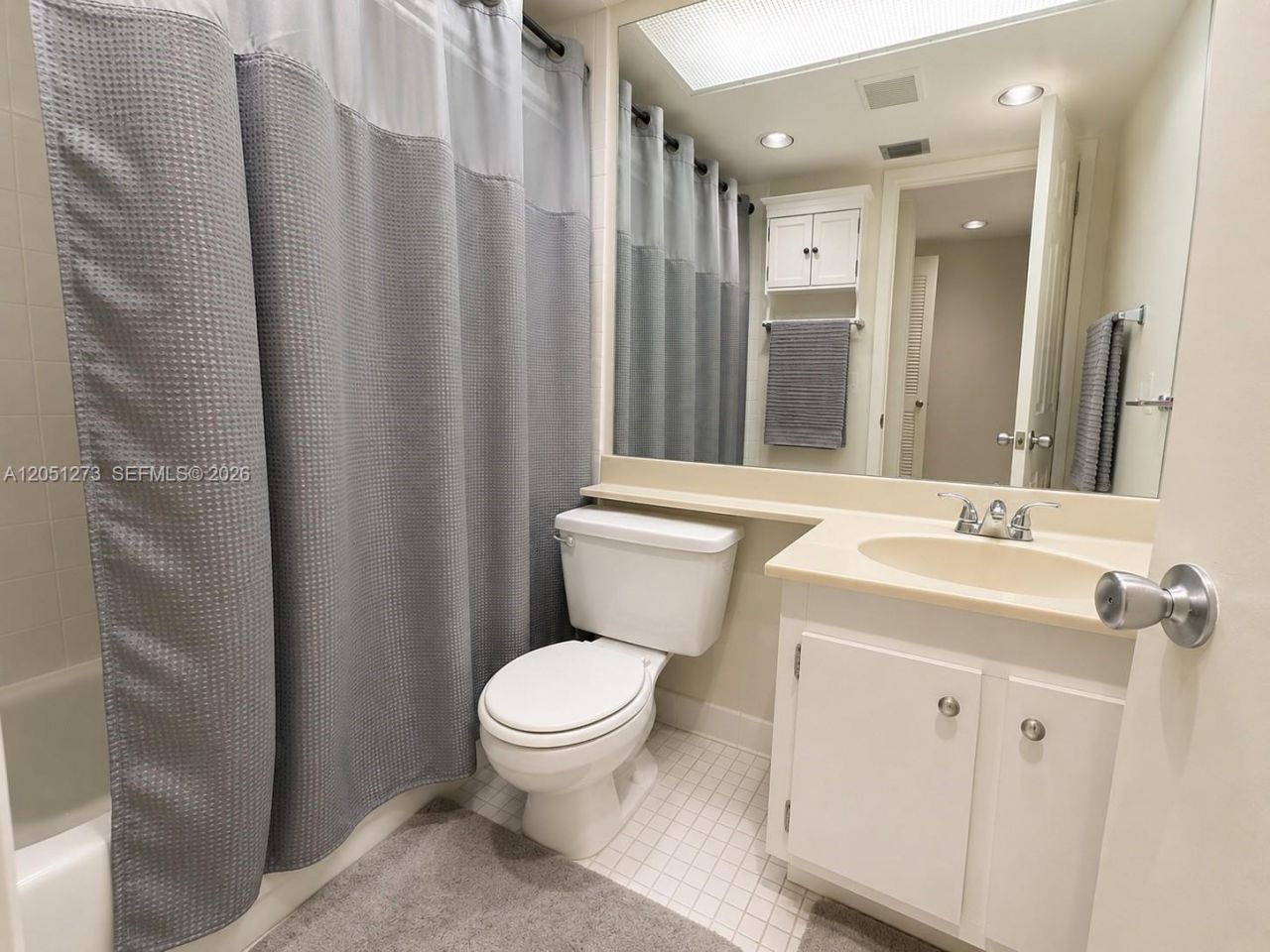 12950 SW 4th Ct, Unit 209H, Pembroke Pines, FL 33027 Photo