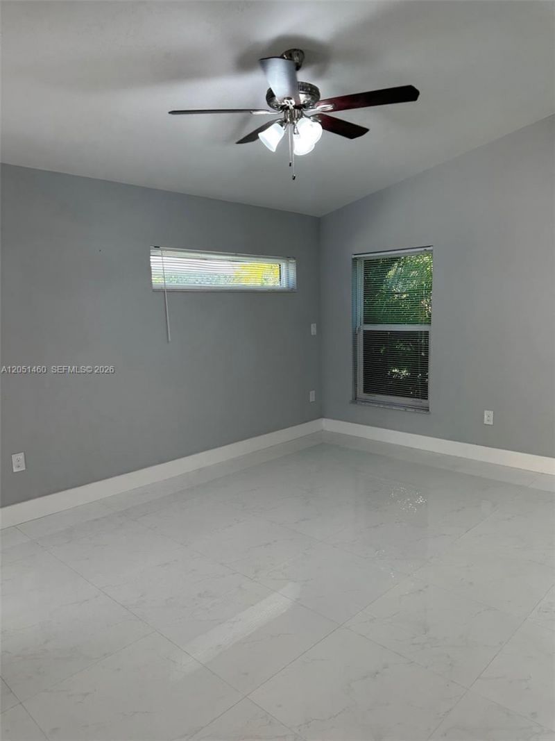 6061 NW 198th Ter , Miami, FL 33015 Photo
