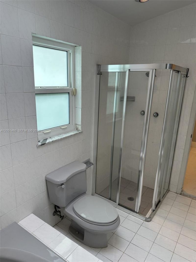 6061 NW 198th Ter , Miami, FL 33015 Photo
