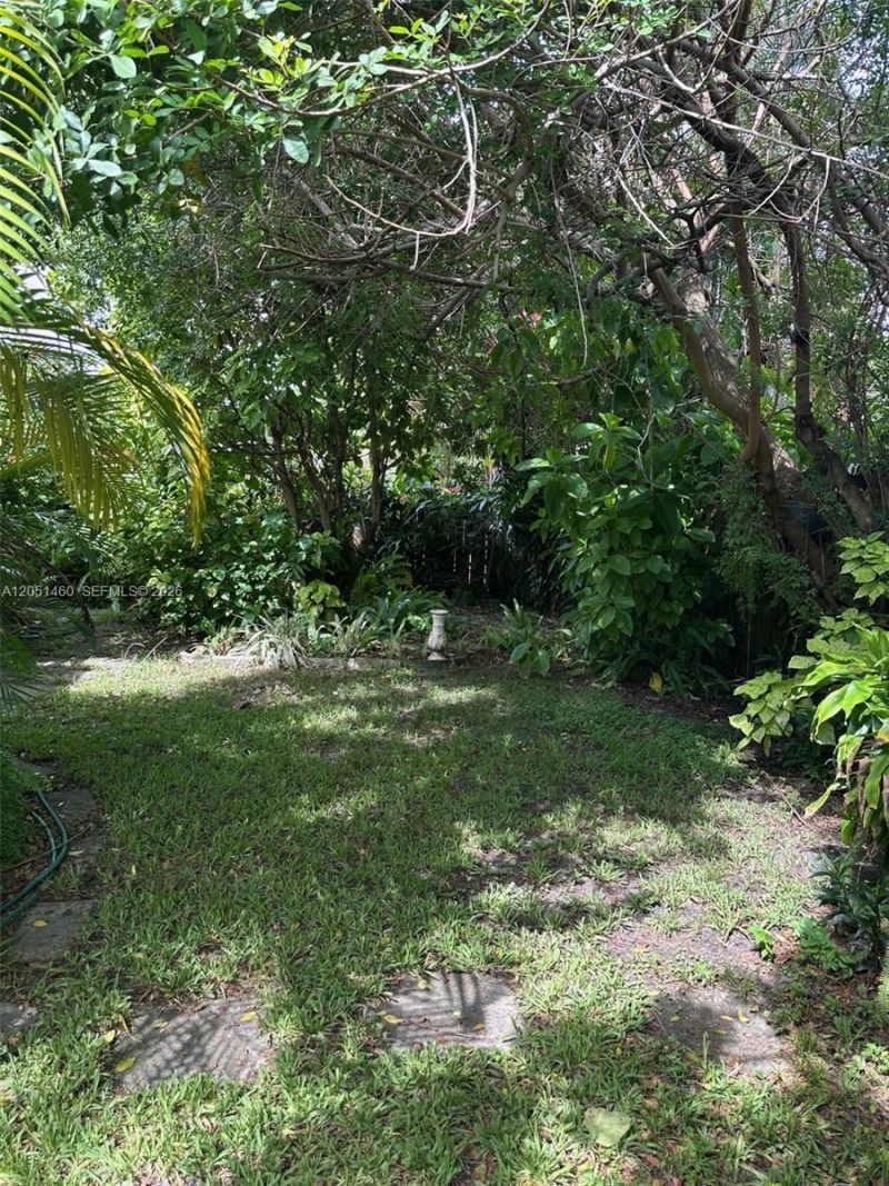 6061 NW 198th Ter , Miami, FL 33015 Photo