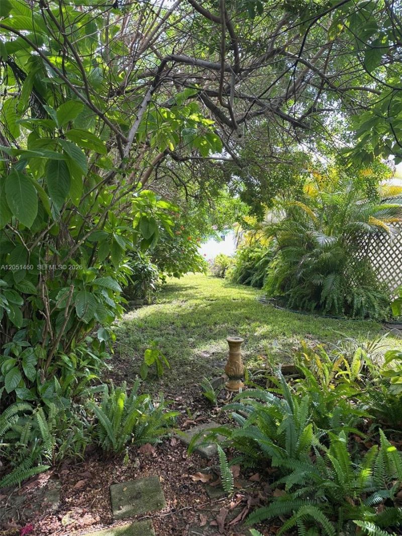 6061 NW 198th Ter , Miami, FL 33015 Photo