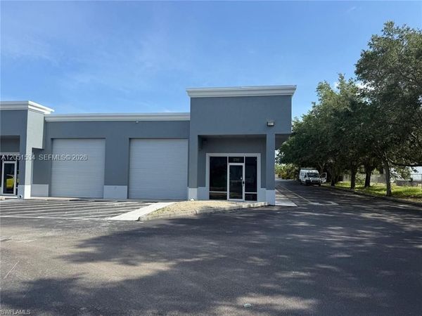 3894 Mannix Dr , Unit 220, Naples, FL 34114
