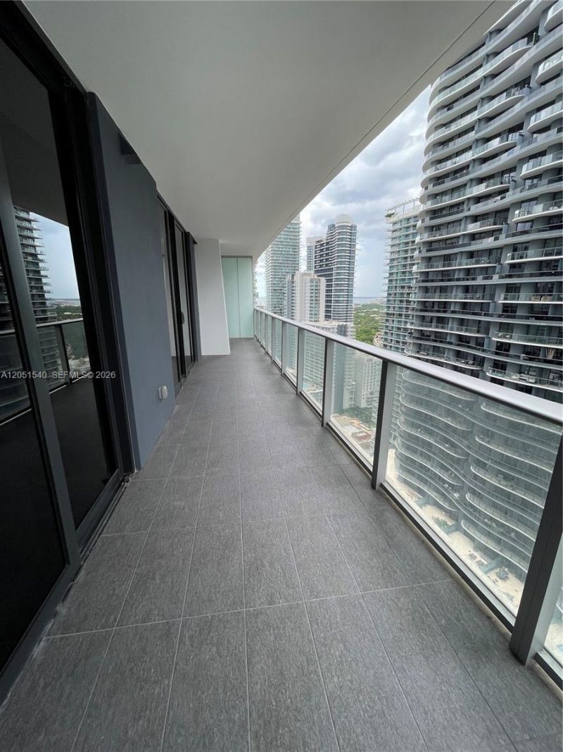 1010 Brickell Ave, Unit 3309, Miami, FL 33131 Photo