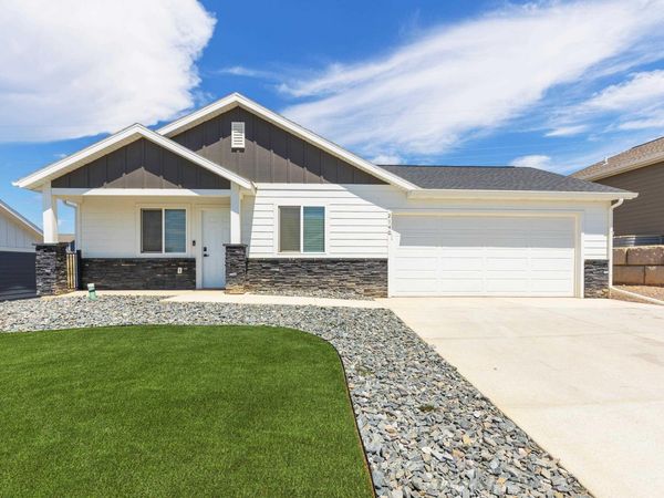2140 NOAH ST, Rapid City, SD 57701