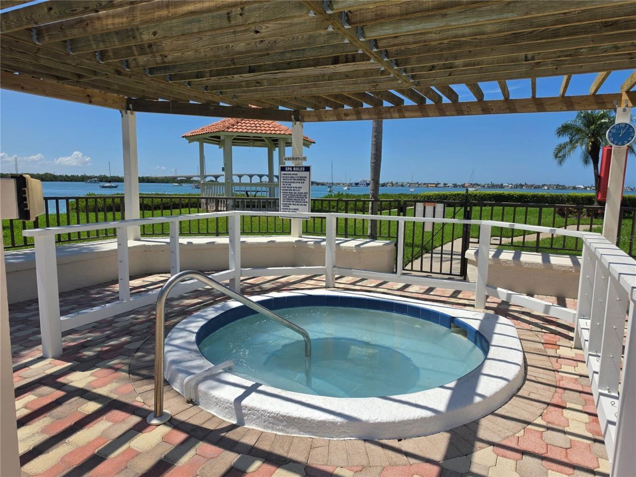 6295 Bahia Del Mar Circle, Unit 111, Saint Petersburg, FL 33715 Photo