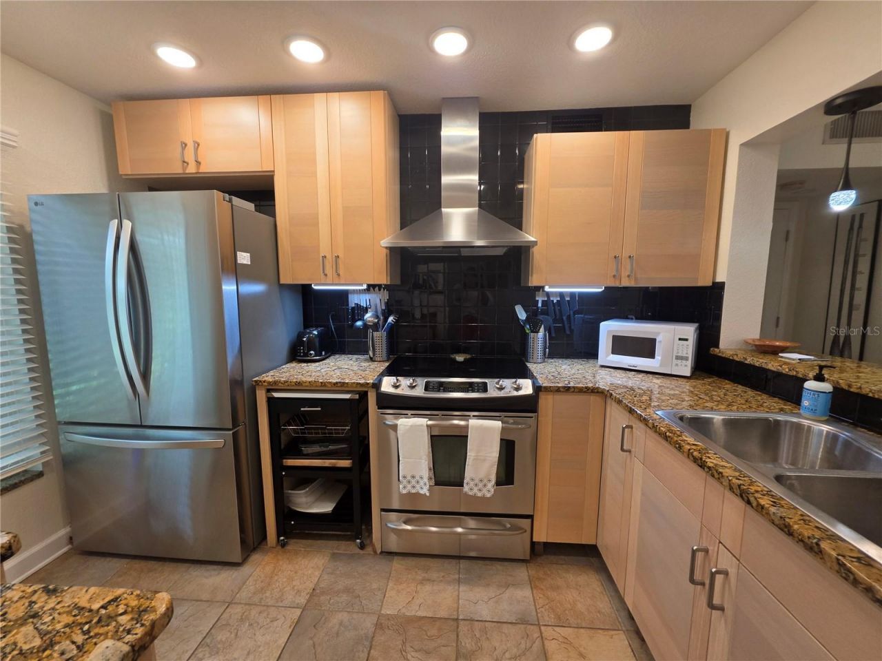 6295 Bahia Del Mar Circle, Unit 111, Saint Petersburg, FL 33715 Photo