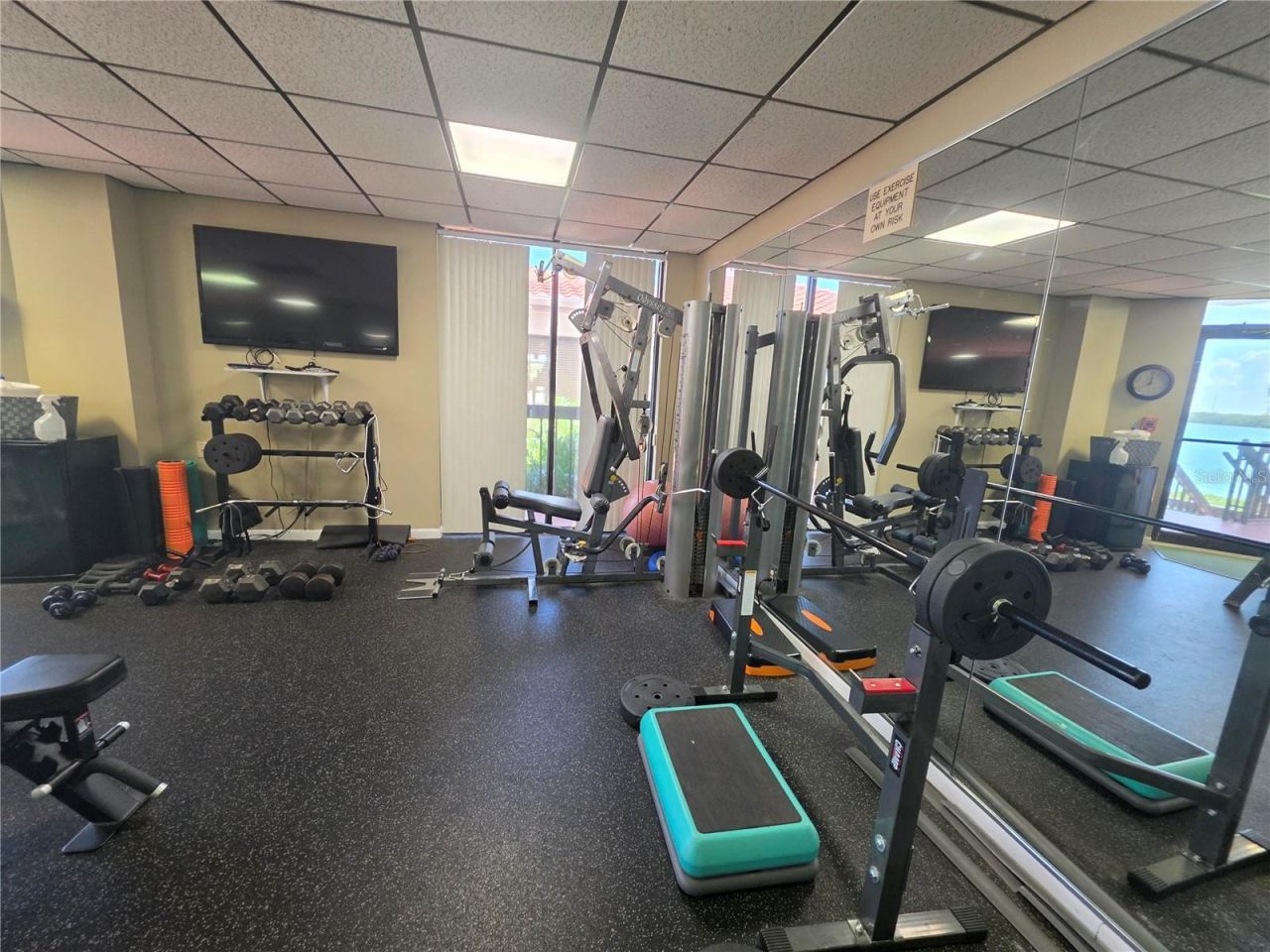 6295 Bahia Del Mar Circle, Unit 111, Saint Petersburg, FL 33715 Photo