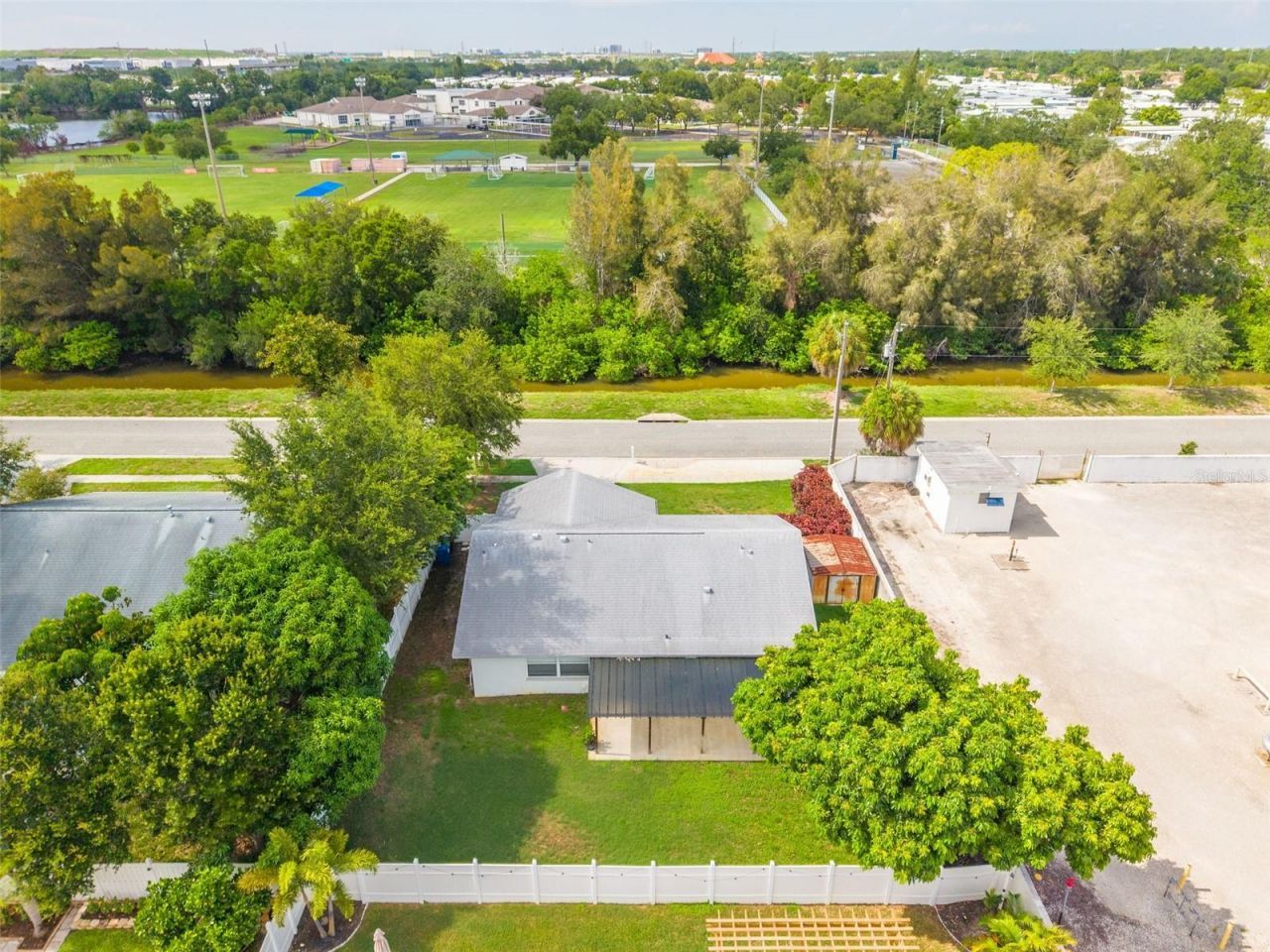 1848 77th Avenue N, Saint Petersburg, FL 33702 Photo