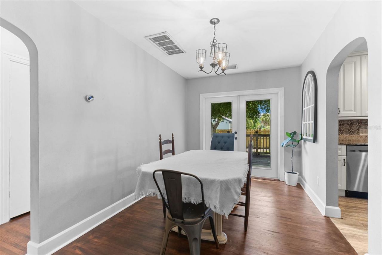 2320 16th Street N, Saint Petersburg, FL 33704 Photo