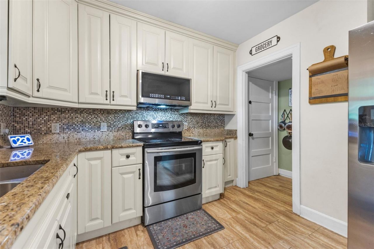2320 16th Street N, Saint Petersburg, FL 33704 Photo